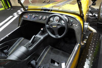 ケータハムが「セブン340」を発売 最高出力172PSの2リッターエンジンを搭載【東京オートサロン2024】の画像