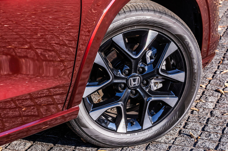 ホンダZR-V e:HEV Z(ホイール)