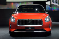 「DNコンパーノ」のフロントビュー。