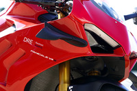 ドゥカティといえばイタリアを代表するバイクメーカーのひとつ。モータースポーツにも積極的で、世界最高峰のレースであるMotoGPでも活躍している。