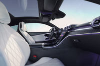 メルセデス・ベンツが新型車「CLEクーペ」発表 2024年にはオープンモデルも導入を予定の画像