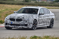 第413回:いよいよ600ps超の4WDマシンへ今秋発表の新型「BMW M5」に先行試乗!の画像