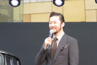 “ケンメリ”が大好きで、ミニカーも持っていたと語る俳優の浅野忠信さん。