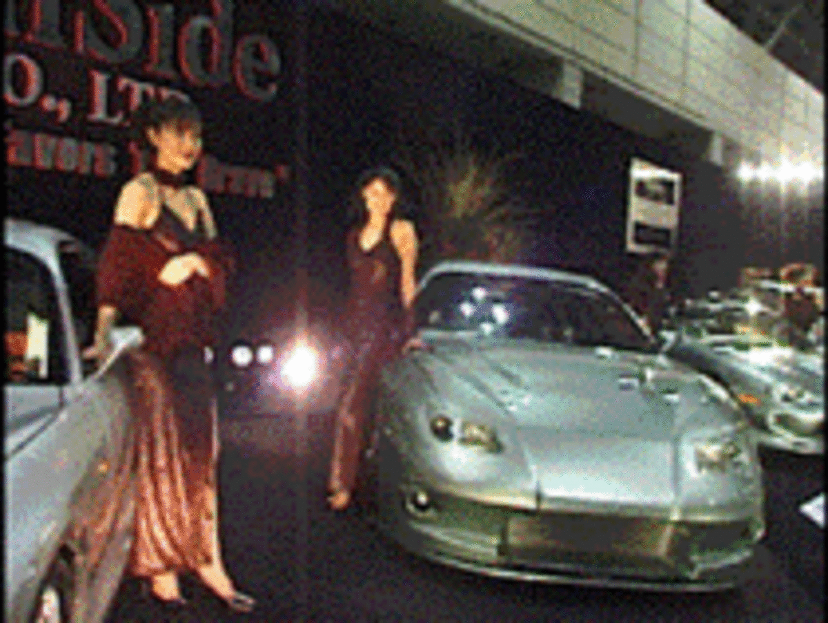 レトロカー消滅?「東京オートサロン」開幕 【ニュース】 - webCG