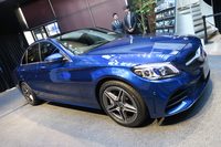 2019年はコンパクトカーやSUVなどに加え、「Cクラス」の好調が業績を支えたという。写真は特別仕様車の「C200ローレウスエディション」。