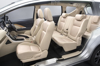三菱、新型MPV「エクスパンダー」を世界初公開の画像