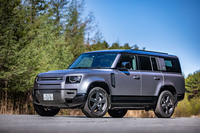 ランドローバー・ディフェンダー130 X-DYNAMIC HSE D300