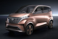 日産は軽自動車規格に収まるコンパクトEVのコンセプトカーを世界初公開【東京モーターショー2019】