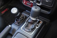 「ジープ・ラングラー」の最強バージョンが上陸の画像