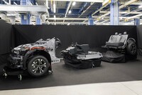 次世代BEVの車体については、バッテリーの進化をすばやく反映すべく、3分割のモジュール構造が採用される。