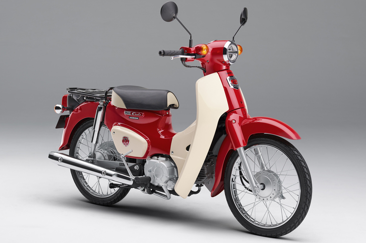 「ホンダ・スーパーカブ」の60周年記念特別仕様車「スーパーカブ50・60周年アニバーサリー」。2018年10月31日までの期間限定で注文を受け付けている。