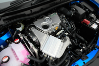1.2リッター直4直噴ターボエンジン「8NR-FTS」は、116psと18.9kgmを発生する。