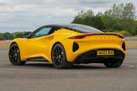 「エミーラ」はこれまでのどのロータス車よりも日常的な使用に適している。