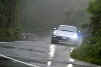 ポルシェ・パナメーラ ターボ(4WD/8AT)【試乗記】の画像