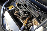 パワーユニットには「8AR-FTS」をベースとした競技用エンジンを搭載。リストリクターを取り外すと、294PS(216kW)の最高出力を発生する。