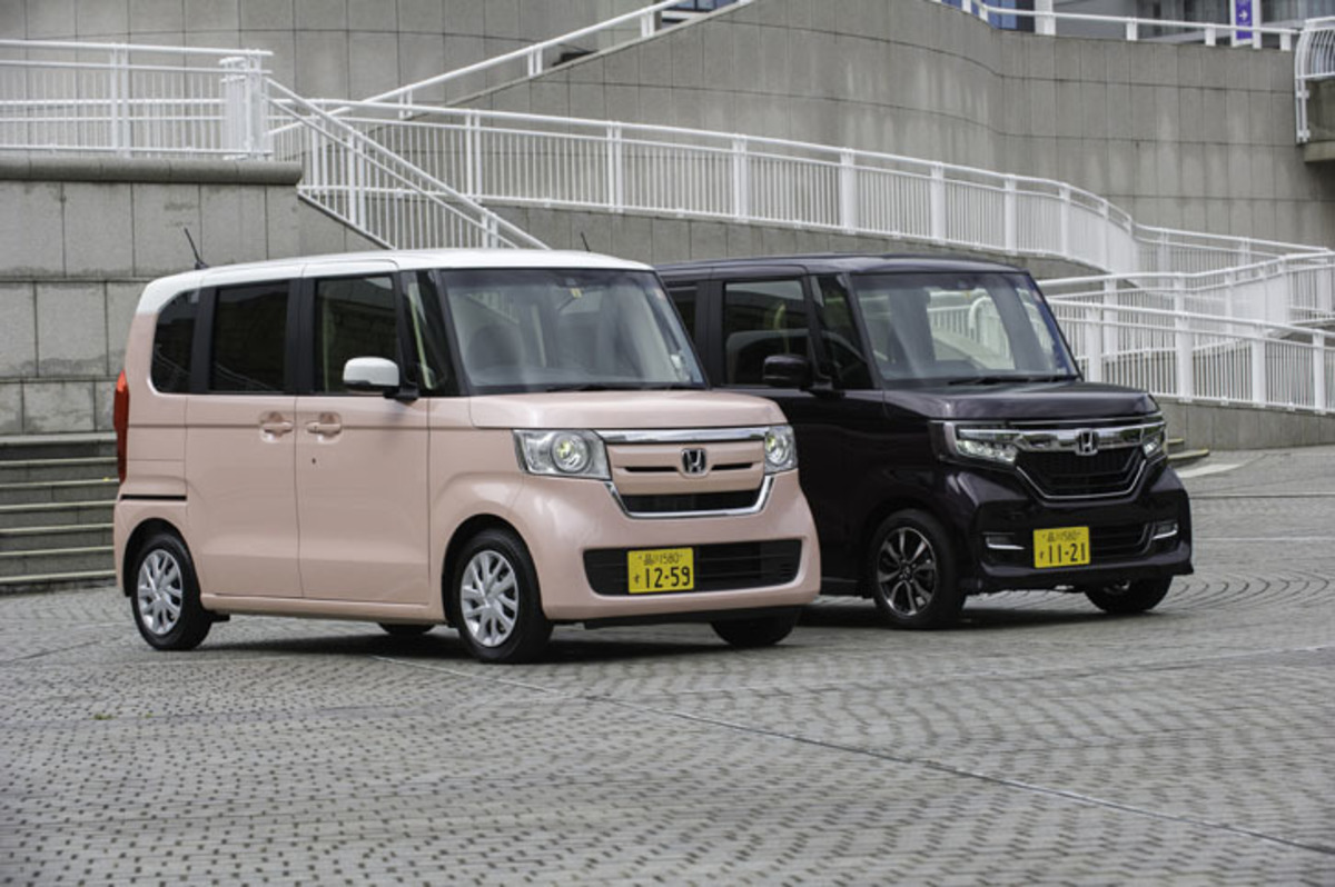 ホンダ☆N-BOXカスタム☆後期☆車検【令和9年7月15日】スチールベルト
