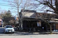 軽井沢で軽い昼食を済ませたら、あらためて雪を求めて出発。室内が静かに保たれているため、車内はストレス知らずだ。