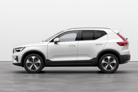 XC40ウルトラB4 AWD