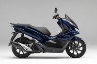 ホンダのスクーター「PCX」にハイブリッドモデルが登場の画像
