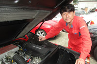 アリアガレージ工場長の平澤氏。