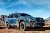 日本では終売となる「レガシィ アウトバック」だが、アメリカを筆頭に海外での人気は健在だ。写真はより悪路走破性を高め、デザイン的にもオフロードテイストを強めた「ウィルダネス」。