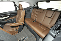 3列目シートの乗車定員は3人となっている。