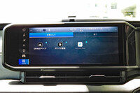 インフォテインメントシステム「Uconnect 5」が搭載された、12.3インチタッチスクリーン。