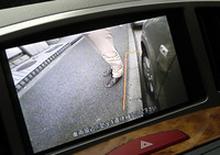 サイドブラインドモニターに映る車両左前方の映像