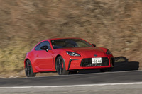トヨタGR86 RZ(前編)の画像