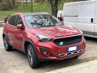 「DR F35」は、Cセグメントに属する1.5リッターのSUV。中国車「奇瑞ティゴー7」のコンポーネンツを輸入し、イタリアで組み立てられたモデルである。2022年11月、トリノで撮影。