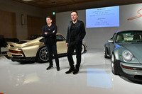 シンガーのファウンダーにしてエグゼクティブチェアマンのロブ・ディキンソン氏(写真右)と同社のマゼン・ファワズCEO(同じく右)。ロブ氏は子どものころからの憧れだった「911」を自分用にレストアしたところ、それを多くの人が欲しがったためビジネスにしたという。