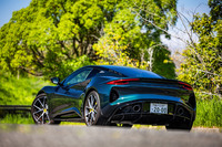 「エミーラ ファーストエディション」のペイントカラーは、写真の「ダークバーダントメタリック」を含むメタリック系9色、ソリッド系4色の全13種類から無償で選択できる。