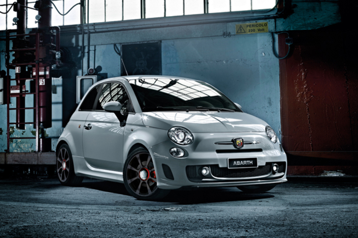 アバルト595 FIAT500 アバルト500／595」バリエーション拡大 【ニュース】 - webCG