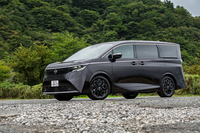 日産エルグランドG e-4ORCE