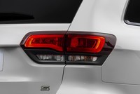 「ジープ・グランドチェロキー」の限定車「Sリミテッド」登場の画像
