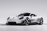 「ミッションS」のエクステリアは、「911 GT1」のフロントまわりや「959」のルーフライン、「928」のダイヤルデザインホイールなど、ポルシェ史に名を残すモデルの象徴的ディテールに着想を得てデザインされたという。