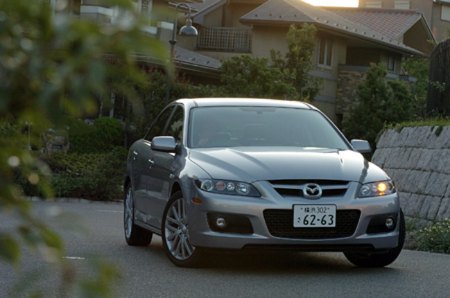 【スペック】全長×全幅×全高=4760×1780×1430mm/ホイールベース=2675mm/車重=1560kg/駆動方式=4WD/2.3リッター直4DOHC16バルブターボ・インタークーラー付き(272ps/5500rpm、38.7kgm/3000rpm)/価格=302万4000円(テスト車=353万5350円)