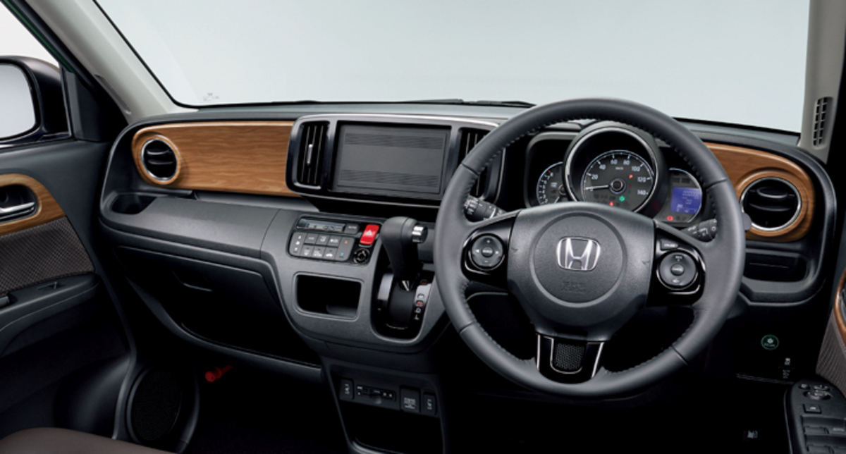 ホンダn One の特別仕様車 Ssアーバンブラックパッケージ 登場 ニュース Webcg