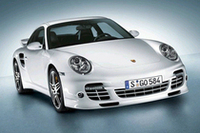 「ポルシェ911ターボ」が、新型エアロでよりダイナミックに