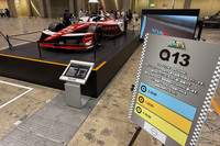 東1～3ホールの「TOKYO GX ACTION」内に展示された「日産フォーミュラE GEN3 Evo」。その脇に設置された「モビリティークエスト」にはフォーミュラEに関するクイズが。「フォーミュラE GEN3 Evoの0-100km/hに加速にかかる時間は何秒？」という問題について、A：2.86秒、B：1.86秒、C：4.86秒の三択で答えを選ぶようになっていた。