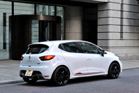 「ルーテシアR.S.」の「シャシー カップ」。サーキット走行も視野に入れた、「シャシー スポール」よりハードな仕様のモデルである。