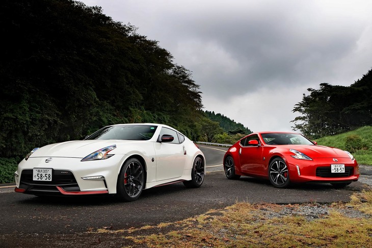 2008年のデビュー以来、12年も伝統の名前を守ってきた現行「Z」も、「バージョンST」と「NISMO」の2台にしっかり試乗しています。（photo：荒川正幸）