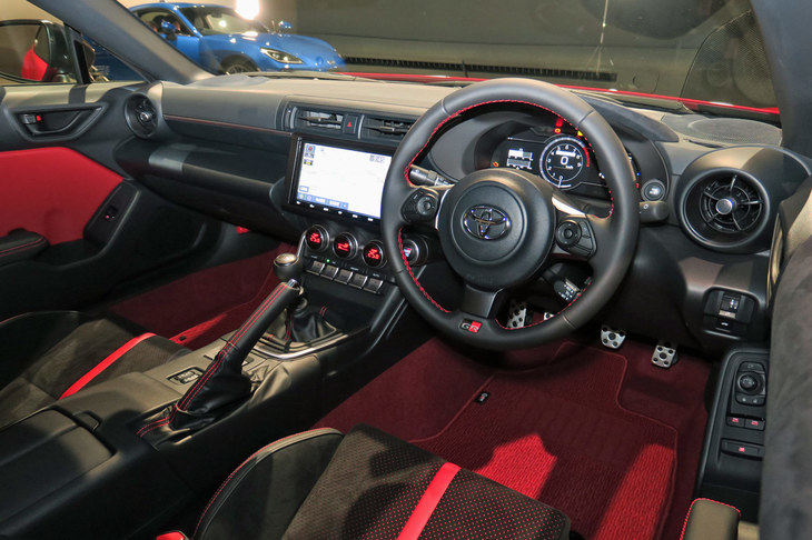 トヨタGR 86（インストゥルメントパネルまわり）