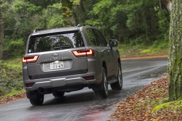 トヨタ・ランドクルーザーZX