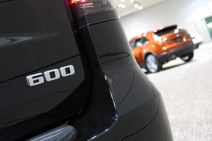 キャデラック・エスカレード スポーツ（リアバッジ）