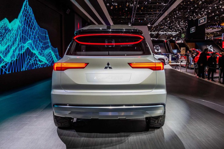 三菱エンゲルベルク ツアラー