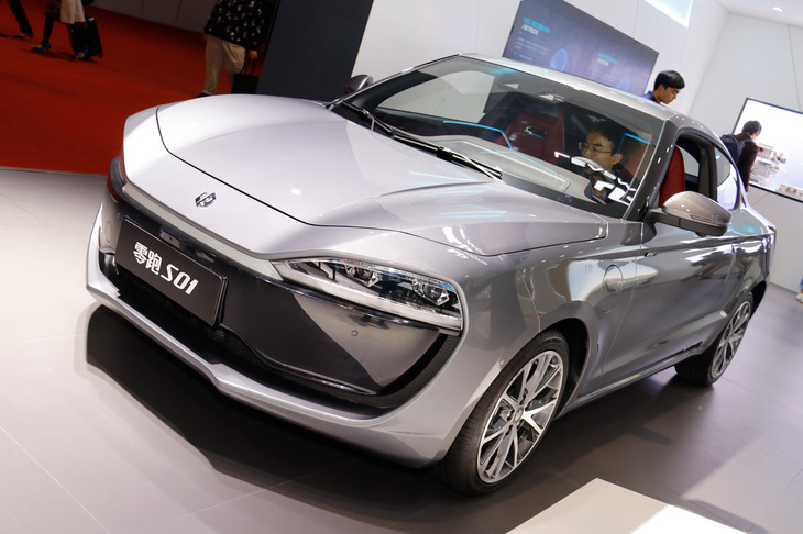 リープモーター初の量産車で、2＋2クーペの「S01」。