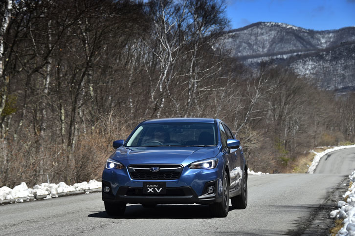 新型では1.6リッター自然吸気エンジン搭載車が設定された（写真は「1.6i-L EyeSight」）。JC08モード燃費は16.2km/リッター。