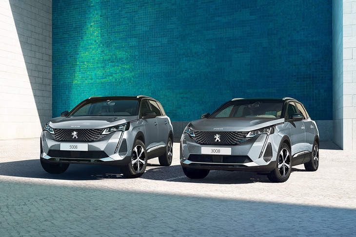「プジョー5008 GTエグゼクティブエディション」（写真左）と「3008 GTエグゼクティブエディション」（同右）。