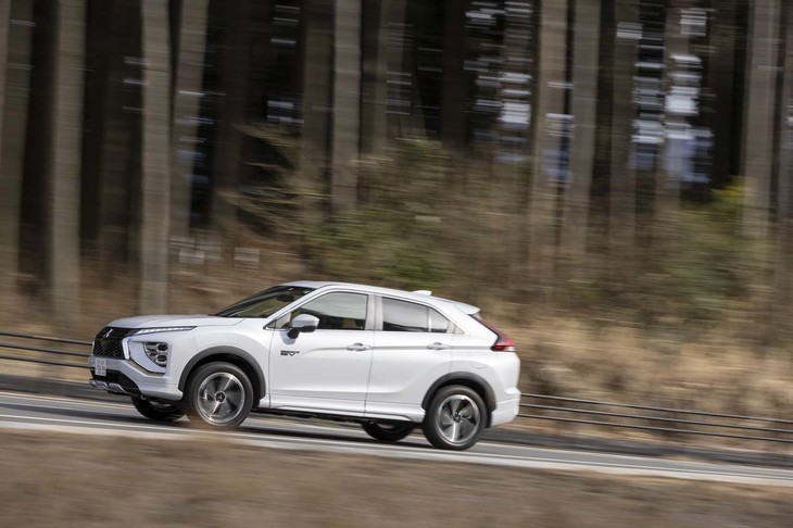 ボディーの全長は従来モデルよりも140mm拡大。より伸びやかなスタイリングを手にしている。